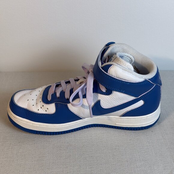 Nike Air Force 1 High Tops - Blue/White (Women's 7) - Picture 6 of 9